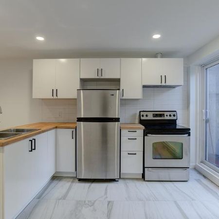 5 1/2 - Montréal (Rosemont) - 2 350 $/mois - Photo 3