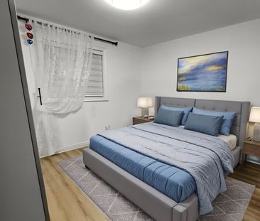 For Lease - 256 Silverbirch Drive Unit# Main Floor, Newmarket, Ontario - Photo 5