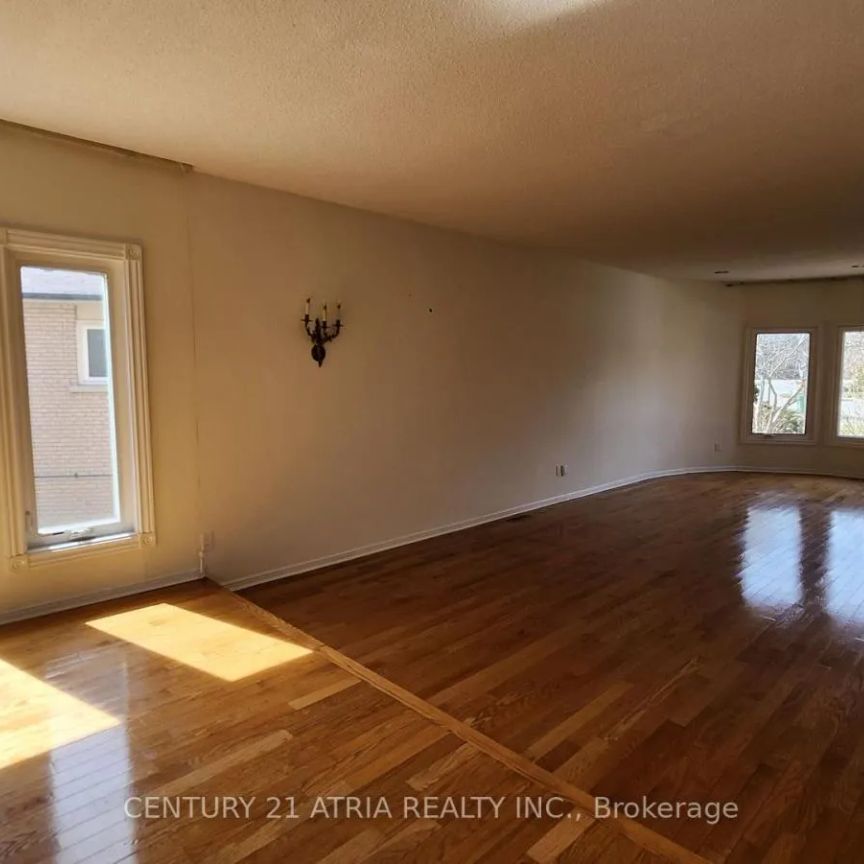 94 GARNIER COURT - Photo 1