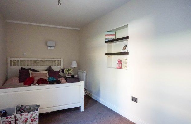 2 Bedrooms Flat 10 Hyde Park Club, Ash Grove - Photo 1