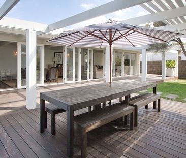 8 Ernest Court, Portsea - Photo 2