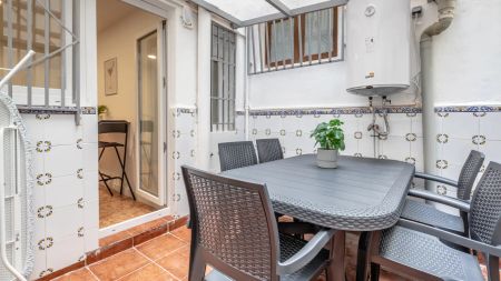 Room in a shared 5-bedroom apartment for rent in La Malva-Rosa - Photo 2
