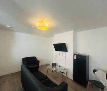 1 bedroom house to rent - Photo 2