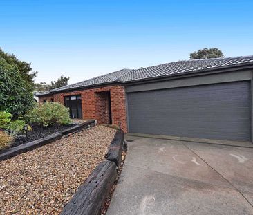 4-BEDROOM HOME – VIEWS & GARDENING INCLUDED - Photo 5