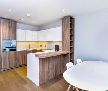 Queenshurst Square, Kingston Upon Thames, Surrey, KT2 - Photo 5