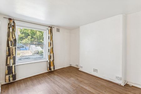 1 bedroom in Camden - Photo 3