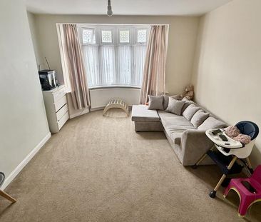 3 bedroom end of terrace house to rent - Photo 3