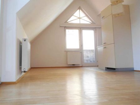 Reserviert Universitätsviertel: 3 Zimmerwohnung (2-er-WG tauglich) mit extra Wohnküche und kleinem Balkon – für Studierende - Photo 5