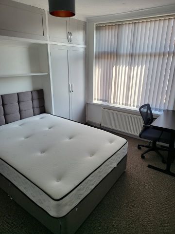 4 Bed Semi-Detached House, Sixth Avenue, BS7 - Photo 4