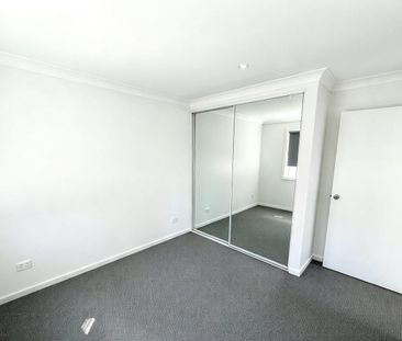 BRAND NEW PRIVATE GRANNY FLAT! - Photo 3