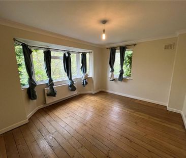 4 bedroom detached house to rent - Photo 2