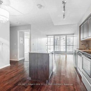 209 Fort York Blvd Entertainment district + den! - Photo 2