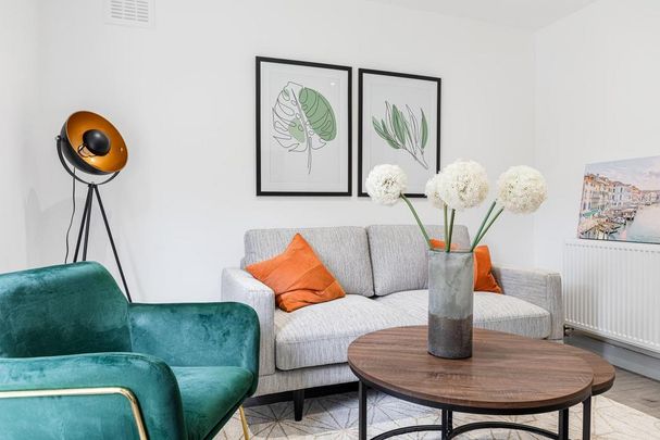 2 bedroom serviced apartment to rent - Photo 1