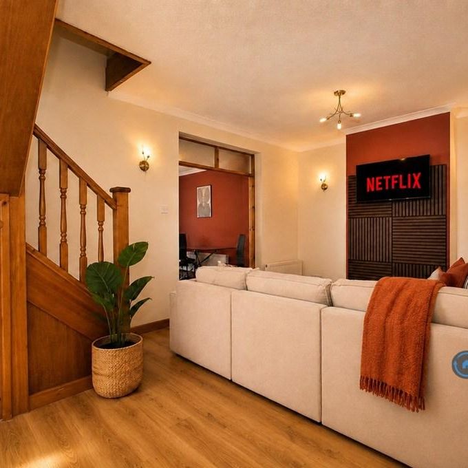 5 bedroom terraced house to rent - Photo 1