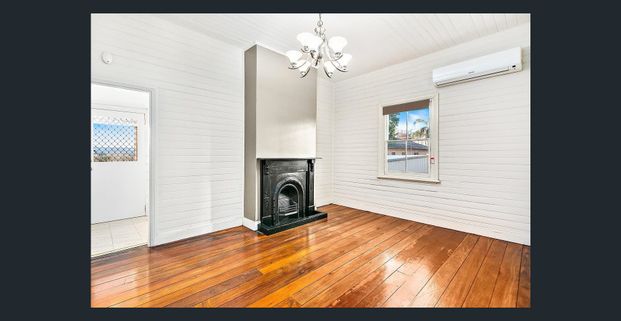 Older style neat and tidy three bedroom home - Photo 1