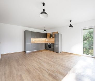 Pronájem bytu 3+kk 68 m² - Fotografie 2