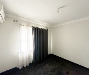 25 Leonard Street, Burwood VIC 3125 - House For Rent | Domain - Photo 4