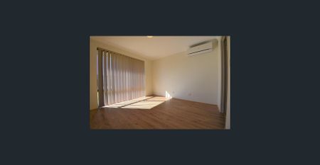 Spacious Home - Photo 5