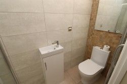 Watling Street, Radlett - Photo 1