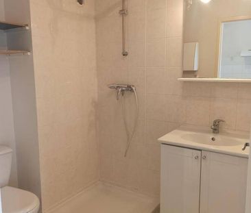 Location appartement t1 bis 31 m² à Villefranche-de-Rouergue (12200) - Photo 2