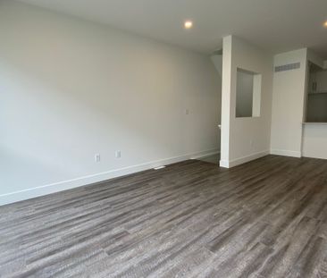 For Lease - 234 Edgevalley Road Unit# 29, London East, Ontario - Photo 1