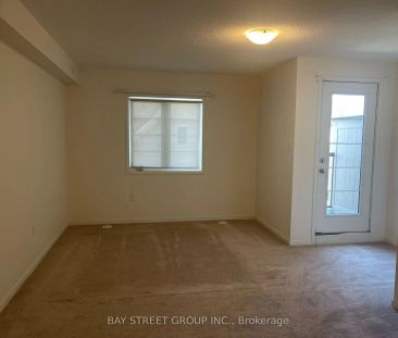 Condo Townhouse For Lease | E9299939 - Photo 1