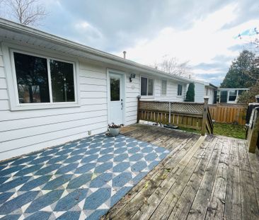 For Lease - 2249 Wyandotte Drive, Oakville, Ontario - Photo 1