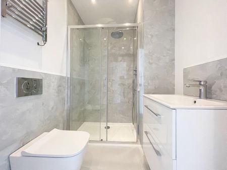 2 bedroom flat to rent - Photo 4