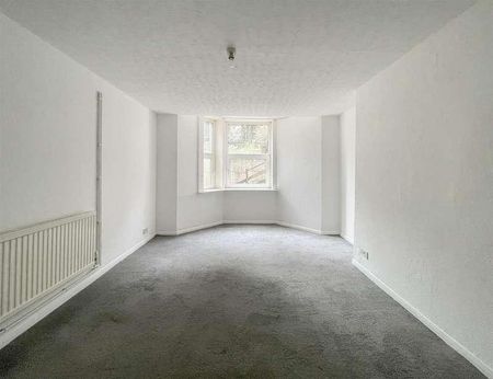 Kenilworth Road, St Leonards, TN38 - Photo 2