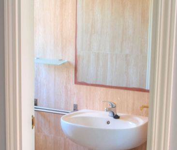 House in Estepona, Costa del Sol - Photo 1