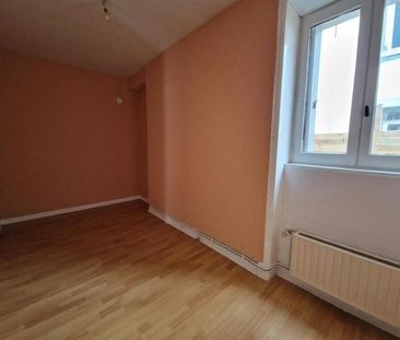 : Appartement 47.75 m² à LE CHAMBON FEUGEROLLES - Photo 4