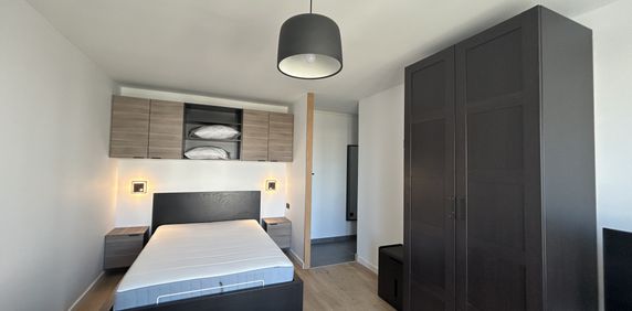 Location Appartement 1 pièce 37m² LA CHAPELLE ST LUC 10600 - Photo 2
