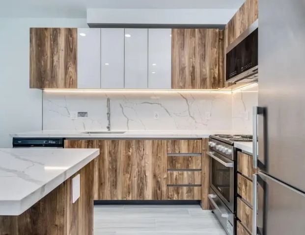 Eterno - 1168 Pendrell | 1168 Pendrell Street, Vancouver - Photo 1