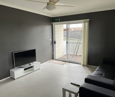 Rooms / 50 Allowah Street, Waratah West NSW 2298 - Photo 2