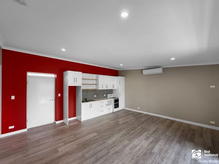 Spacious Family Home + Modern Granny Flat - Photo 5