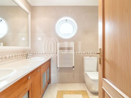 3 room luxury House for rent in Estoril, Cascais, Lisbon - Photo 4