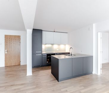 Extraordinarily cozy living! - Photo 6