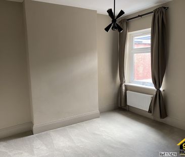 2 bed Flat in Bulstrode Avenue , Hounslow, TW3 3AD - Photo 1