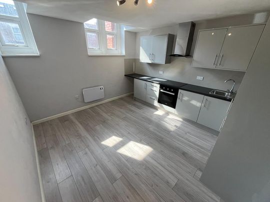 1 bedroom flat to rent - Photo 1