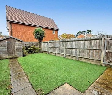 Houghton Way, Hellingly, Hailsham, East Sussex, BN27 - Photo 2