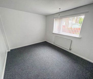 2 bed lower flat to rent in NE12 - Photo 1