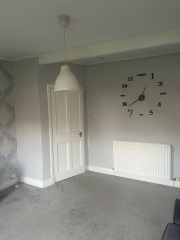 2 Bed Flat, Edinburgh, EH11 - Photo 2