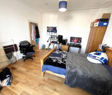 6 bedroom semi-detached house to rent - Photo 4