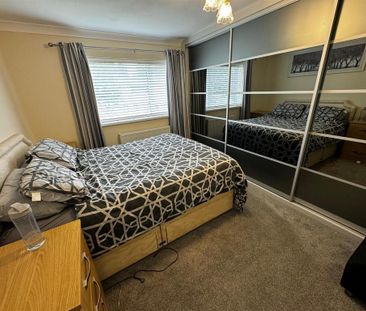 3 bedroom semi-detached house to rent - Photo 6