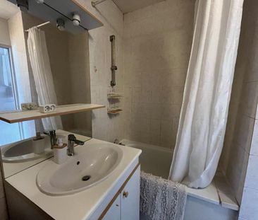 Location Appartement 2 pièces Meublé 38m² BORDEAUX 33000 - Photo 4