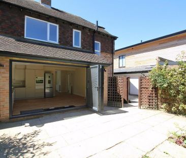 3 bedroom detached house to rent - Photo 5