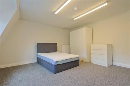 1 Bedroom Home – Professional Let, Student Let - Photo 5