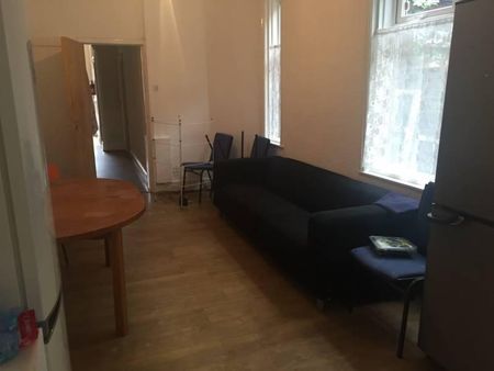 4 bedroom house share to rent - Photo 3