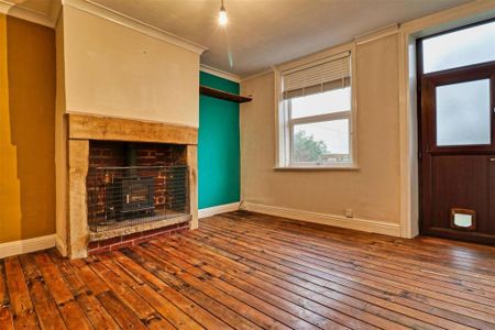 3 bedroom terraced house to rent - Photo 4