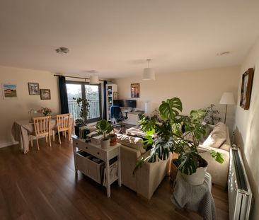 2 Bed Flat, Panmure Gate, G20 - Photo 2